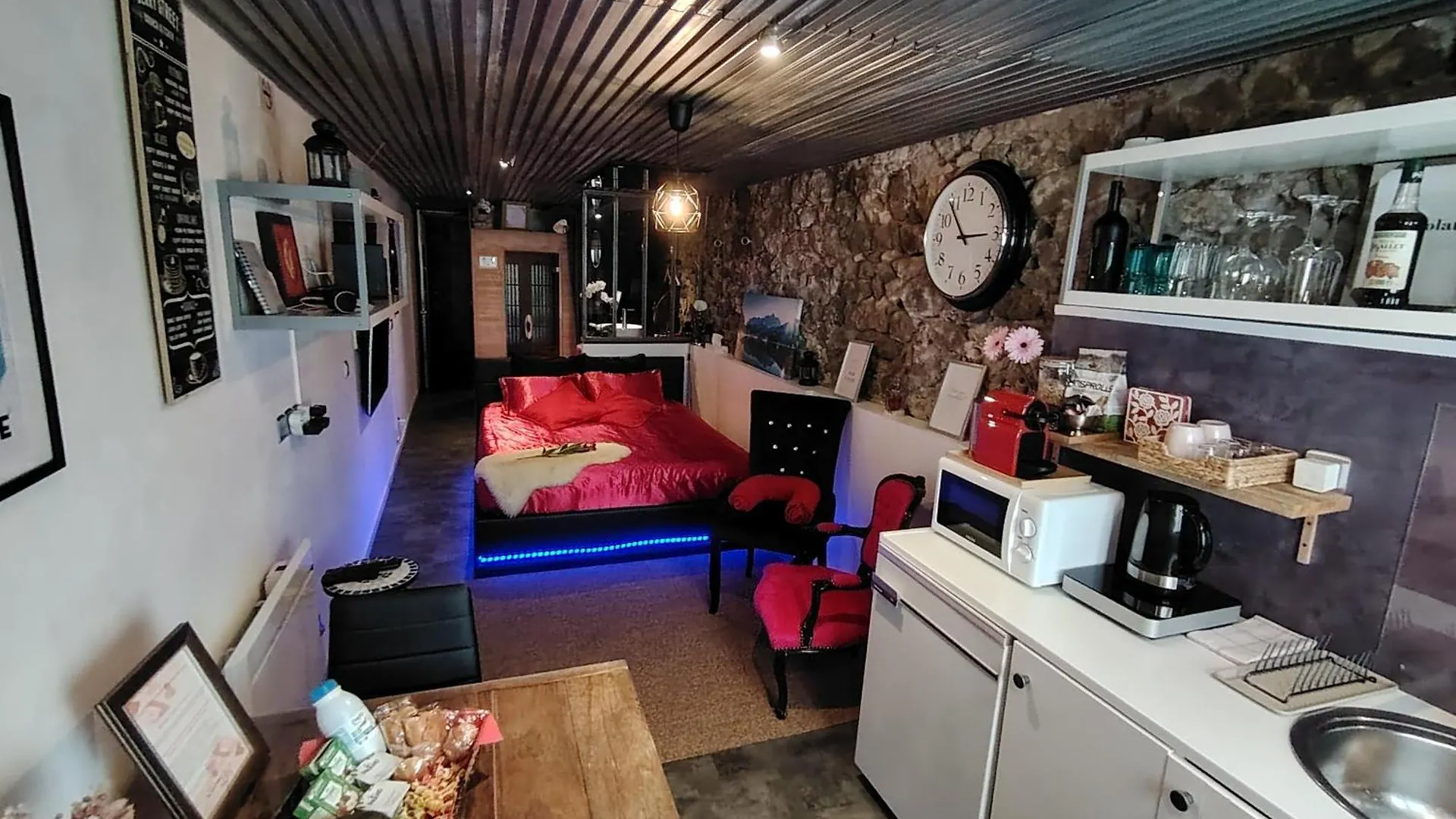 Sweet Loft Grenoble-Love Room Avec Jacuzzi & Sauna Grenoble